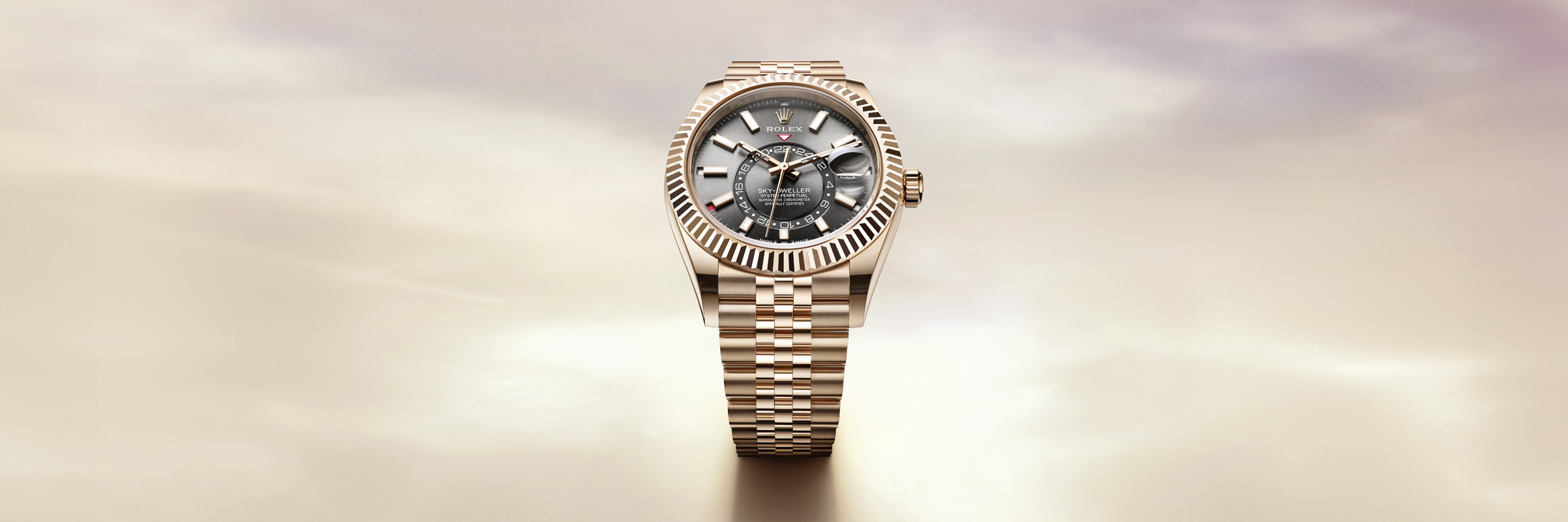 rolex Sky-Dweller in 18 ct yellow gold, M336938-0008 - Globaltimepieces