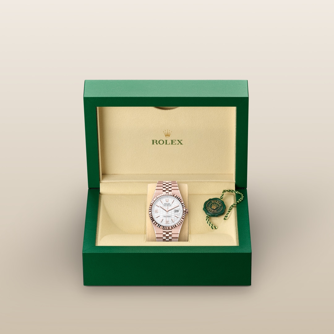 rolex Land-Dweller in 18 ct Everose gold, M127335-0001 - Globaltimepieces